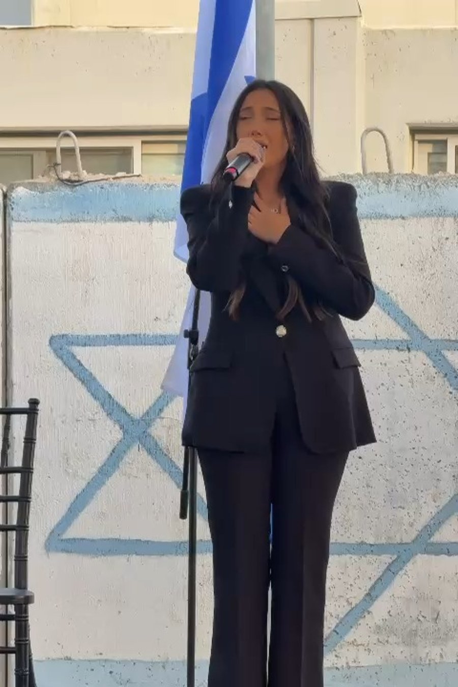 יובל רפאל שרה בזיקים