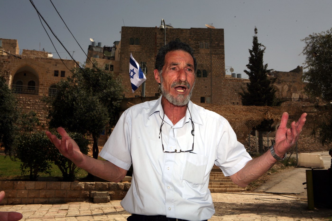 מתנחלים נגד תקשורת: ערבים עקרו עצי זית – לאן נעלמתם?