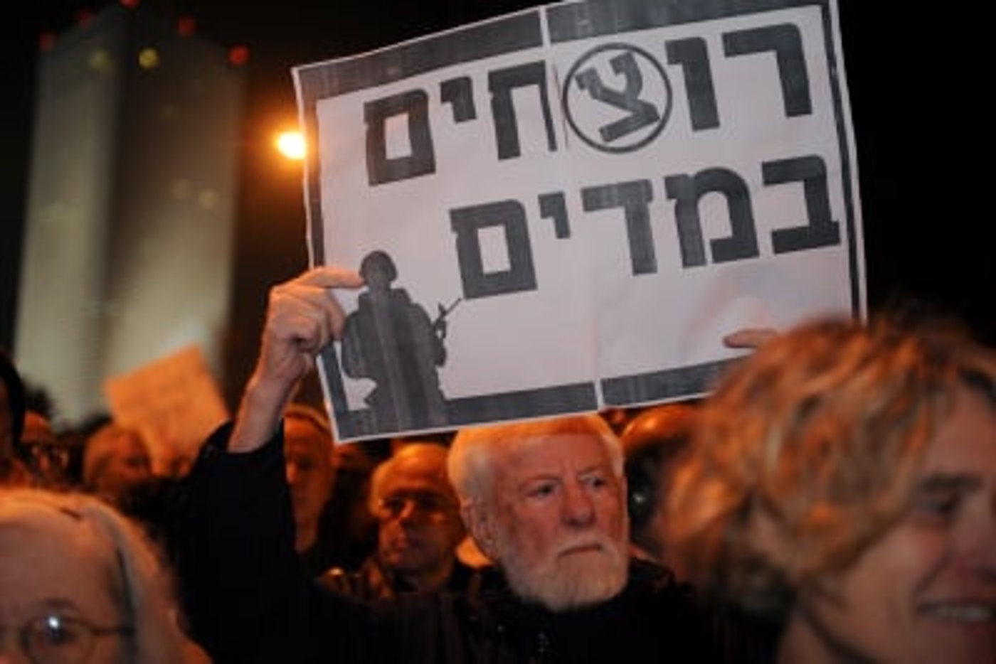 צפו באורי אבנרי מודה: אריה דרעי יותר קיצוני ממני