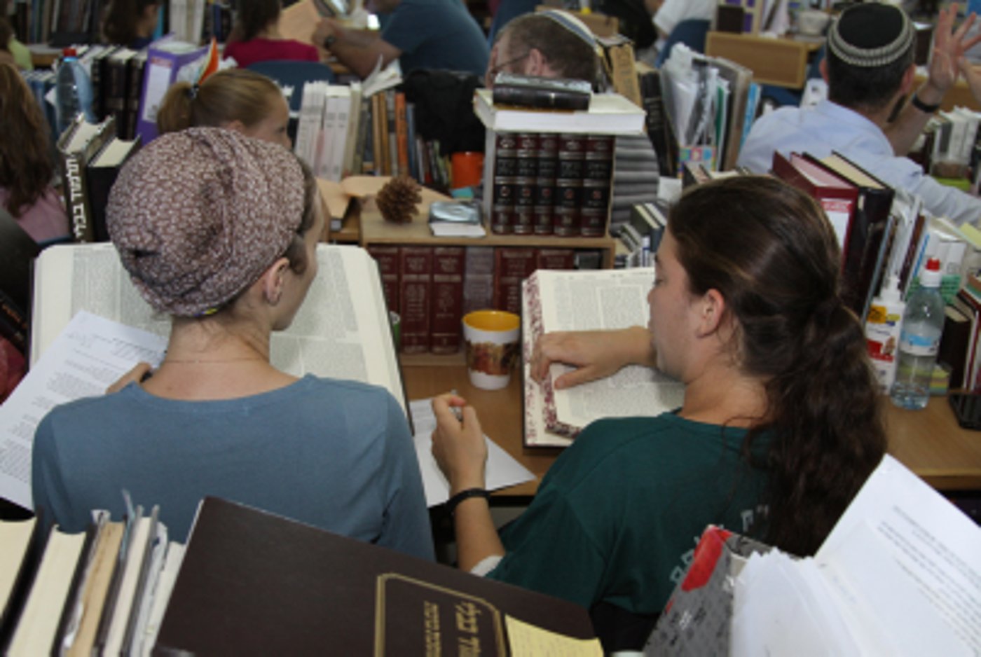 תורתן אומנותן: נחנך בית המדרש הגדול בעולם לנשים