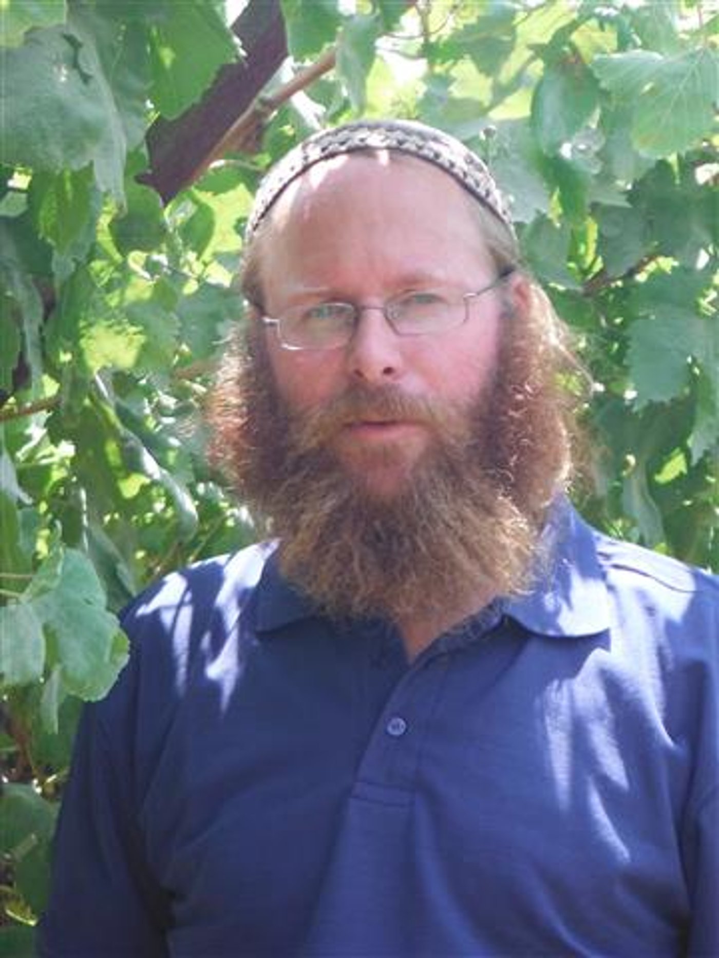 נצחון הדמוקרטיה: ביום א' בעז אלברט חוזר הביתה