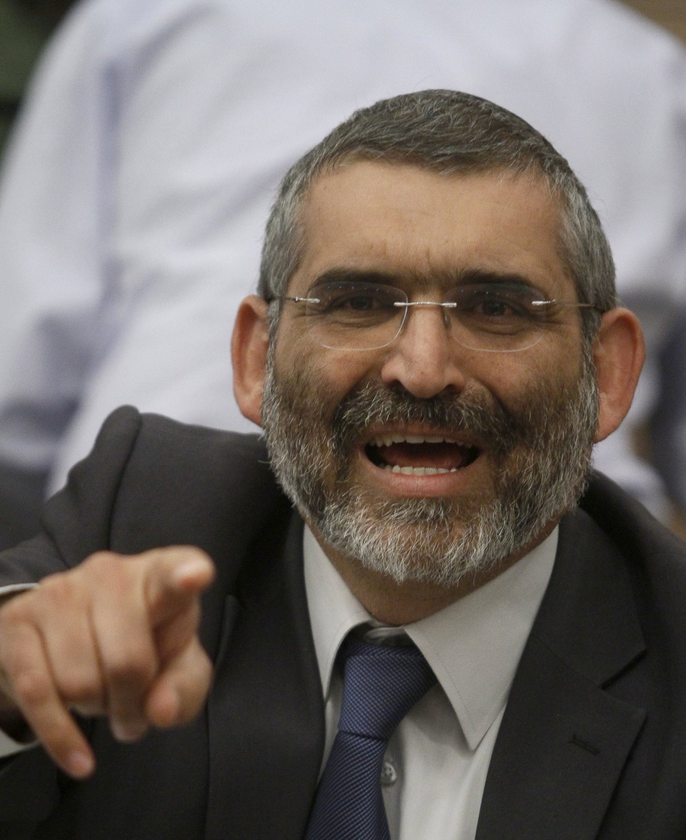בן ארי: להעמיד לדין את ממשלת הדמים