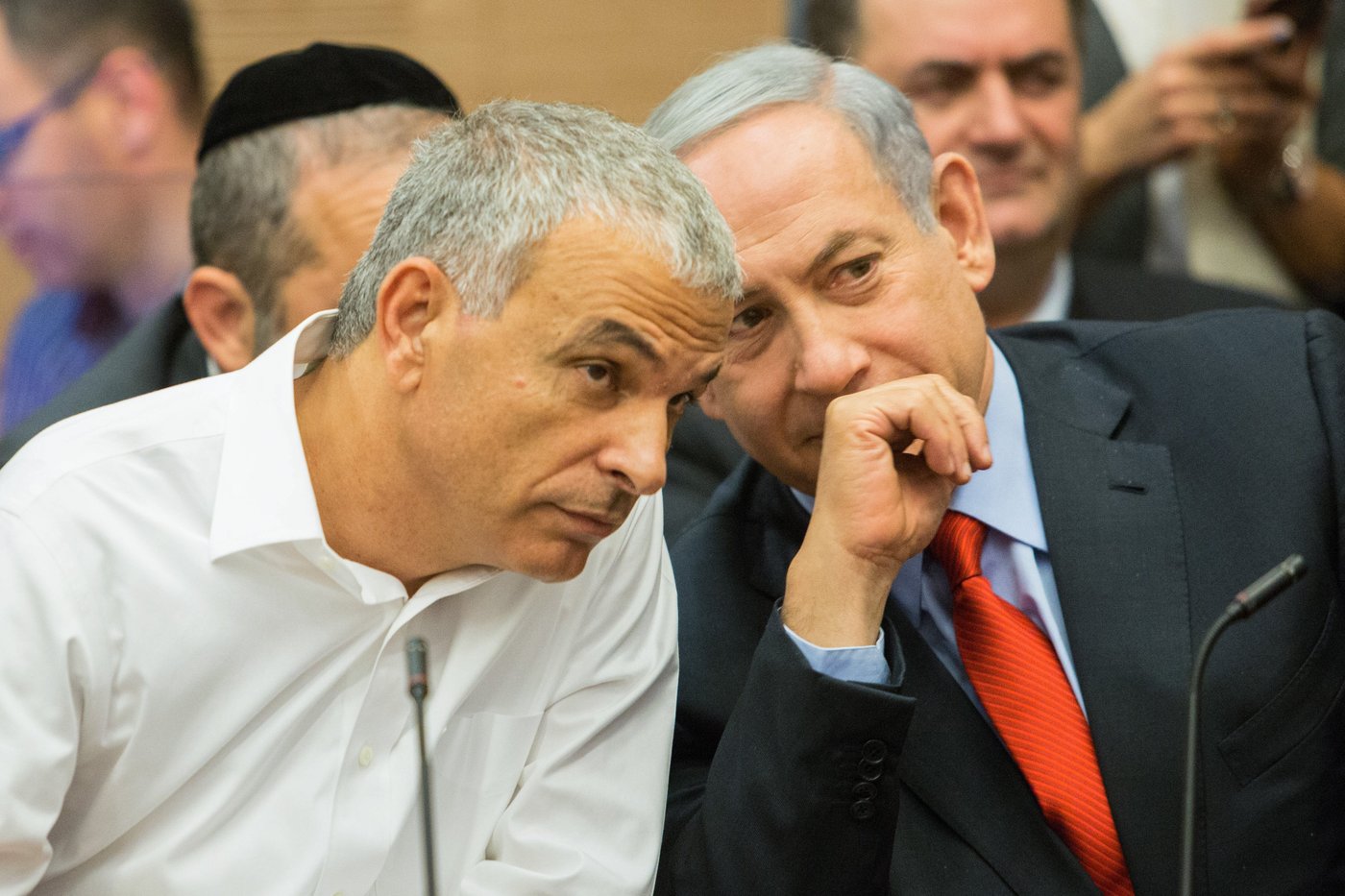 כולנו: "לא נתמוך בחוק הלאום" • בליכוד מכחישים