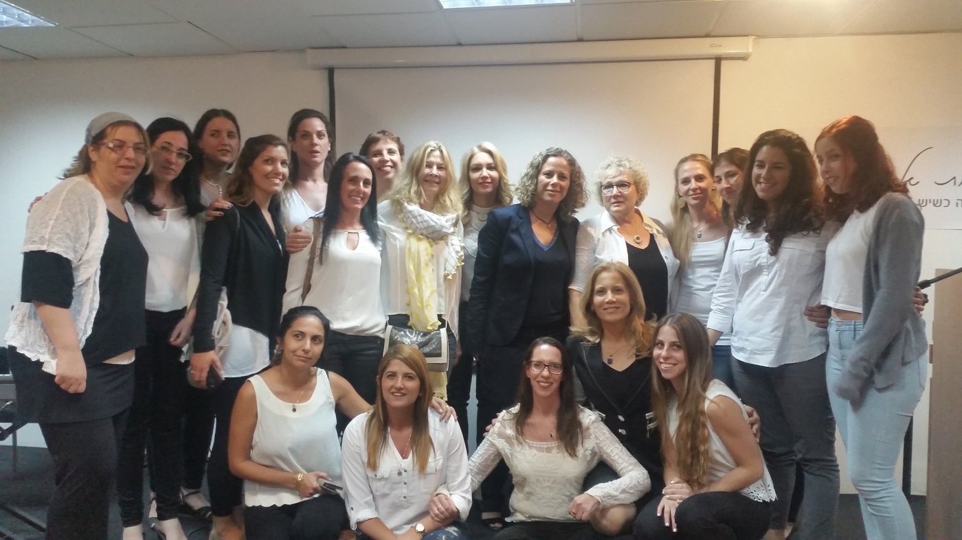 "אלמנות ללא טבעת": מאבקן של חברות החללים