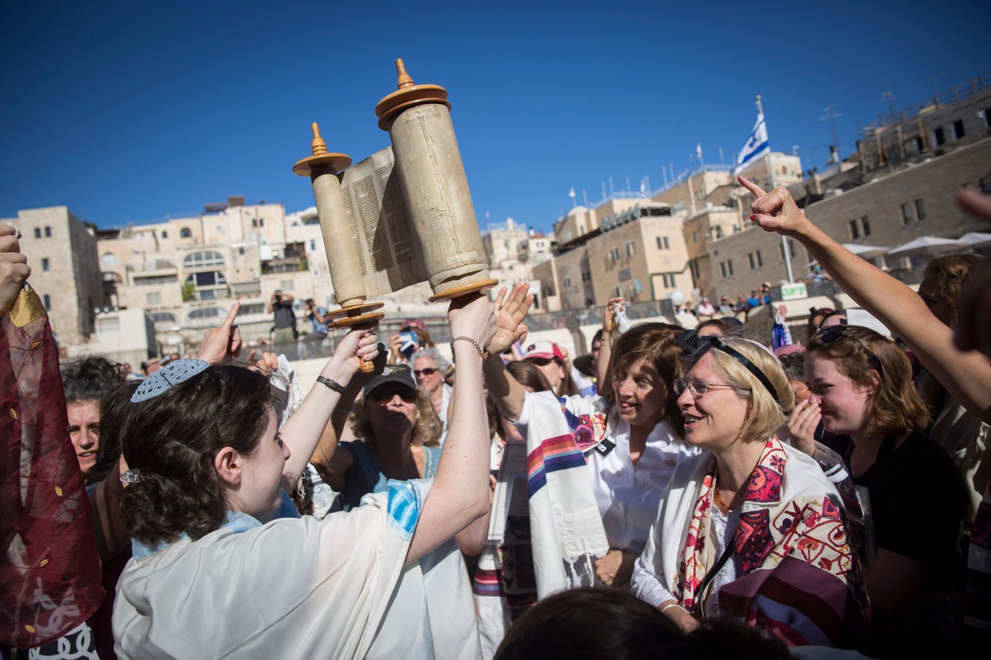 תפילת "נשות הכותל", ארכיון