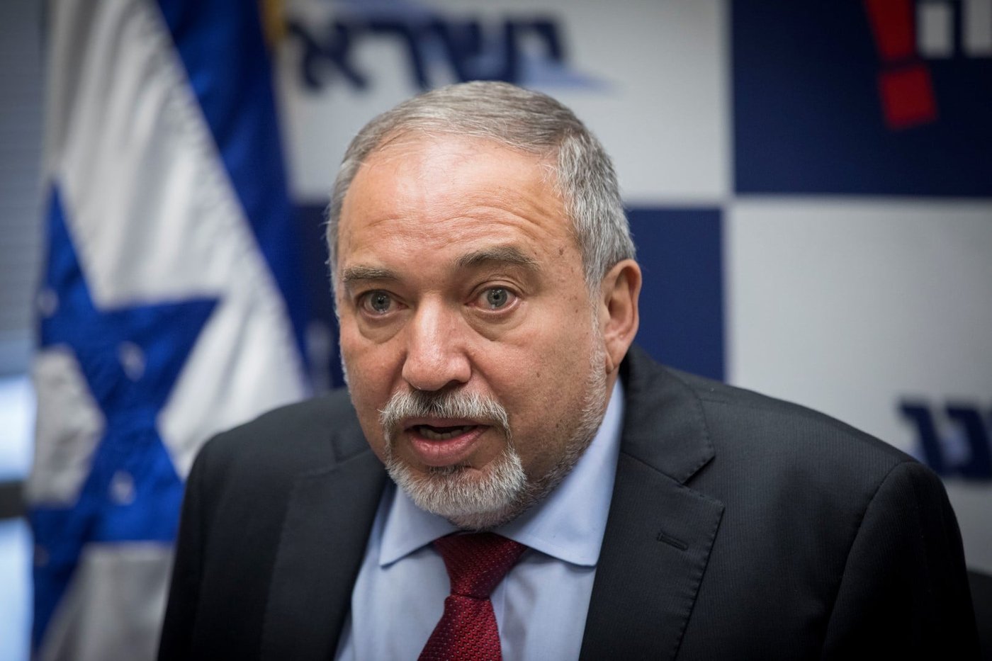 אושר 'קיזוז כספי מחבלים': "סוף לתיאטרון האבסורד"