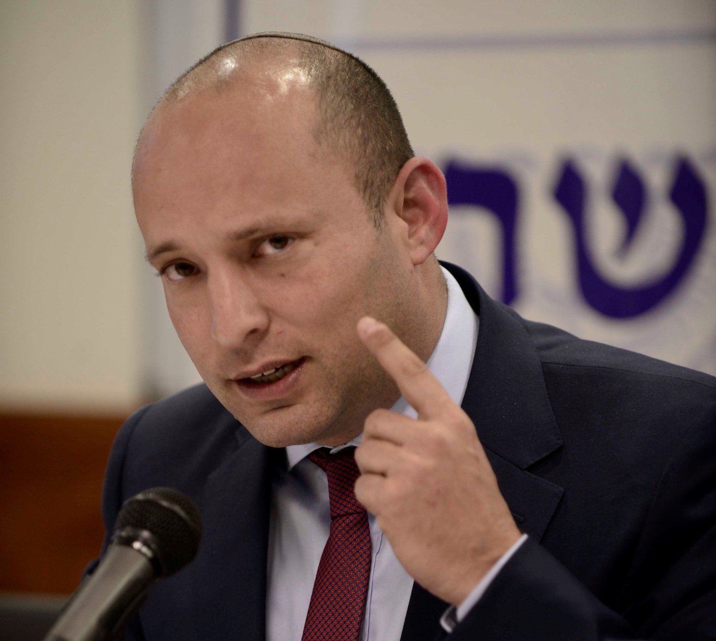 בנט לנתניהו: הבהר לטראמפ- השגרירות צריכה לעבור