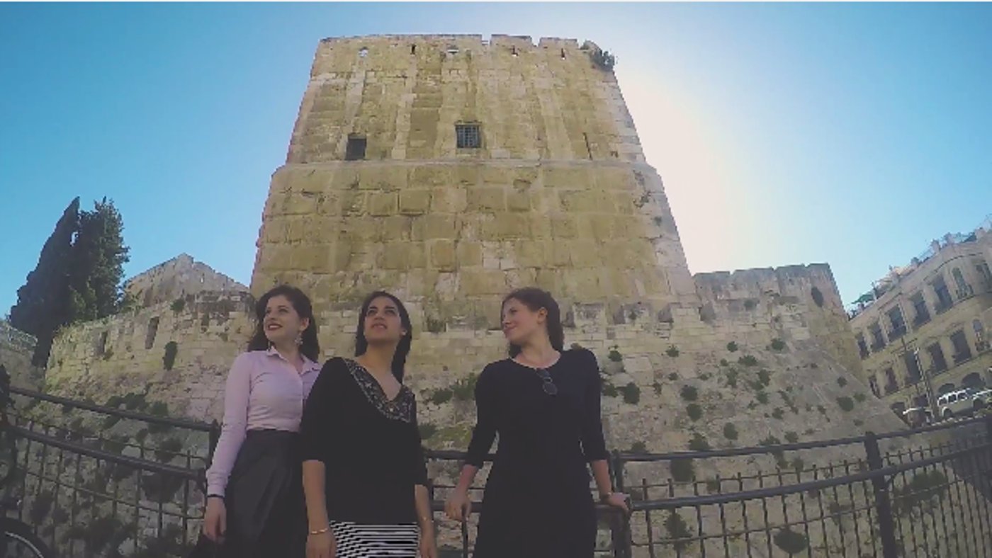 חוגגות את האיחוד: להקת 'אחותי' בקליפ סובב ירושלים
