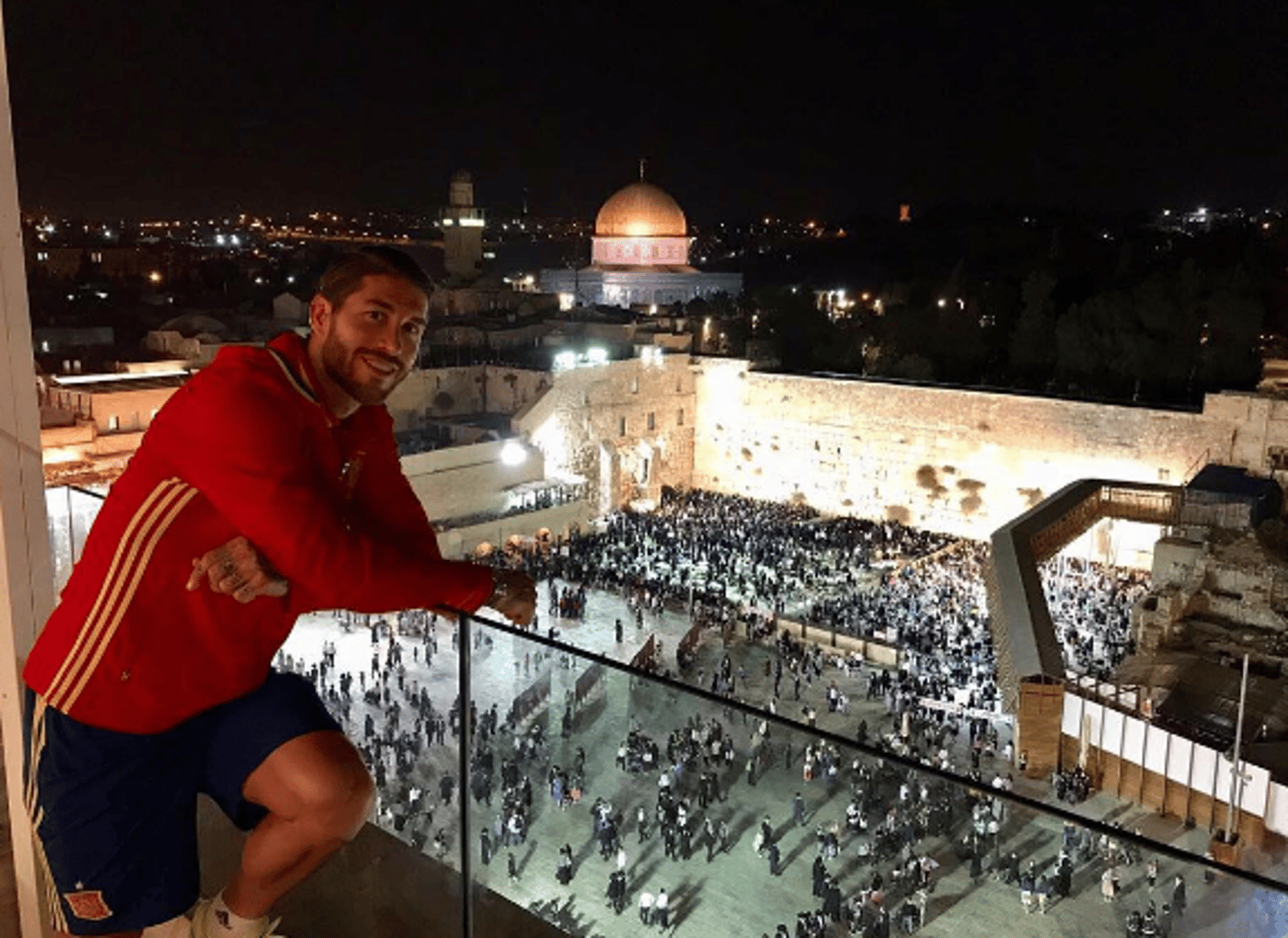 נבחרת ספרד בכדורגל הגיעה לכותל