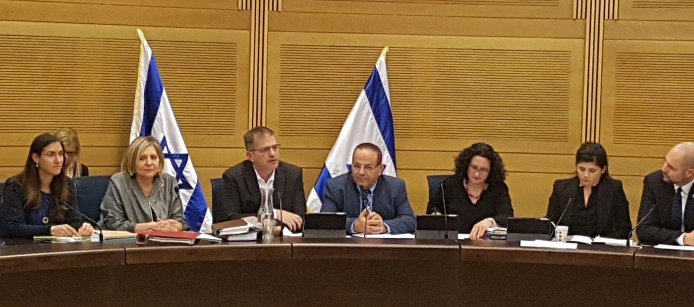מצילים את ערוץ 20; פותחים את שוק התקשורת