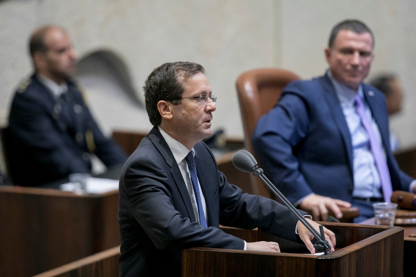 צפו: הרצוג נפרד ממליאת הכנסת בנאום אחרון
