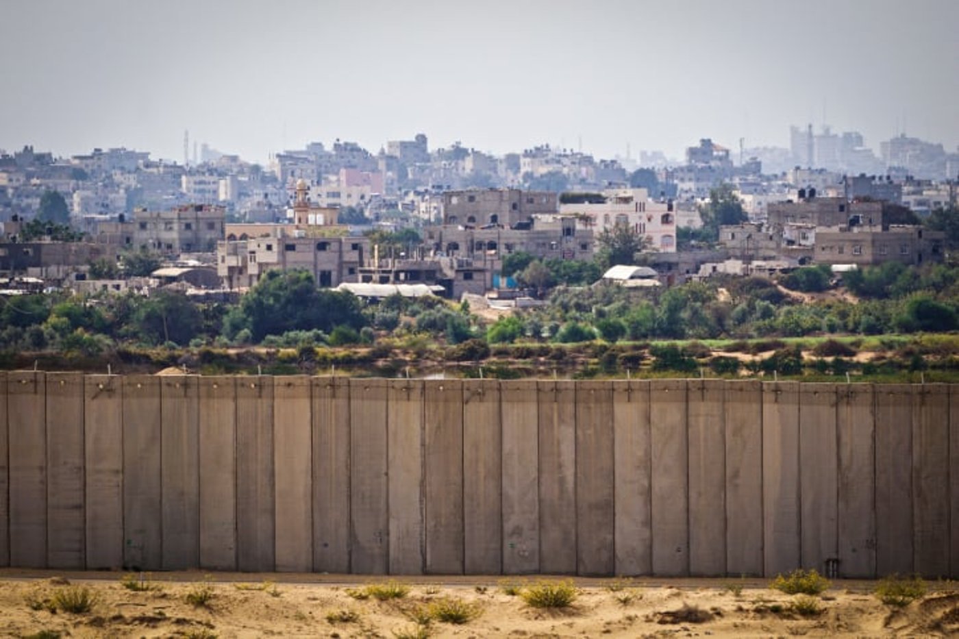 "בליל הסדר תגיעו לבית הכנסת עם נשק"