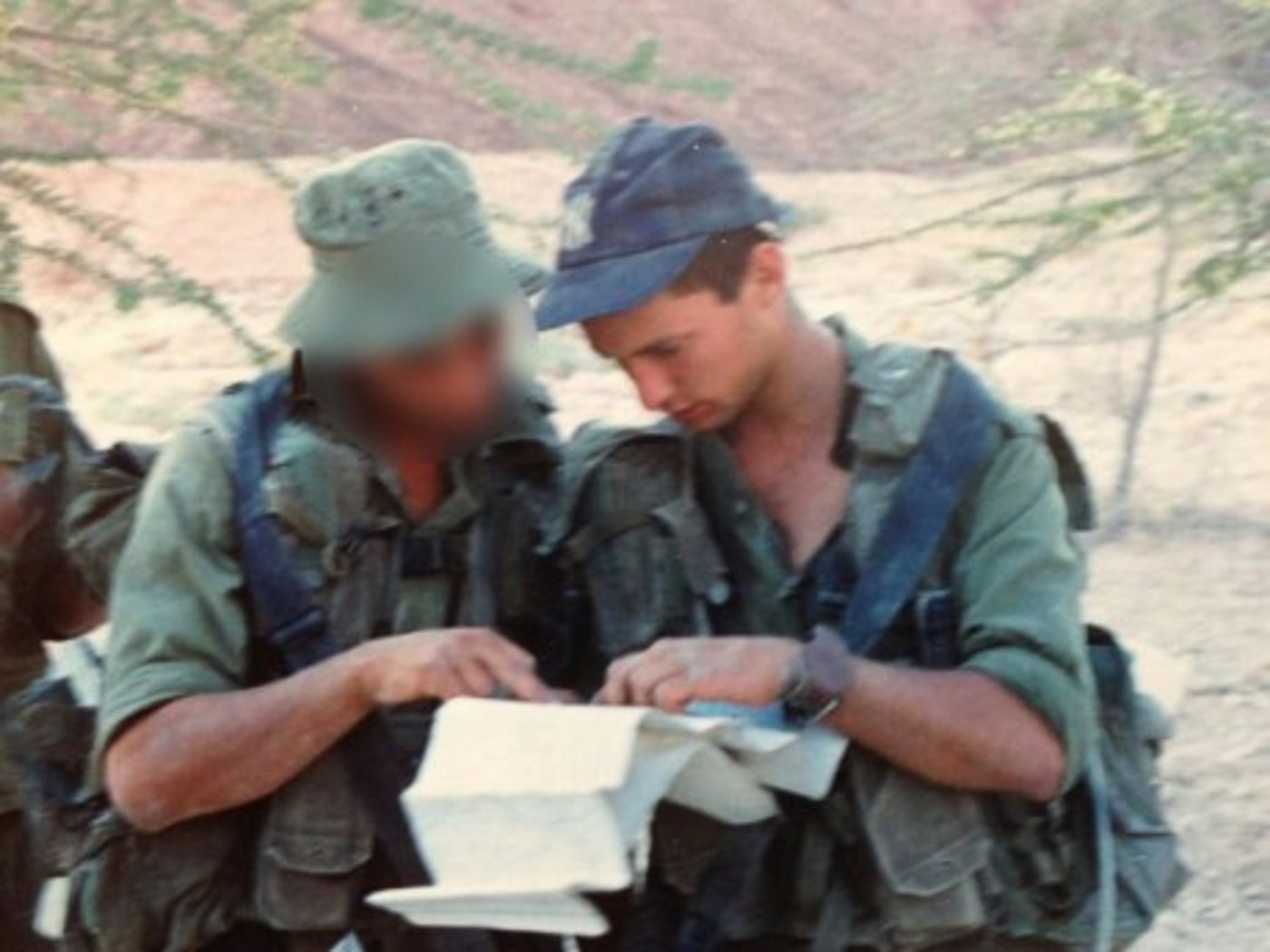 מה חושב בעלה של אלמנת עמנואל מורנו על בנט?