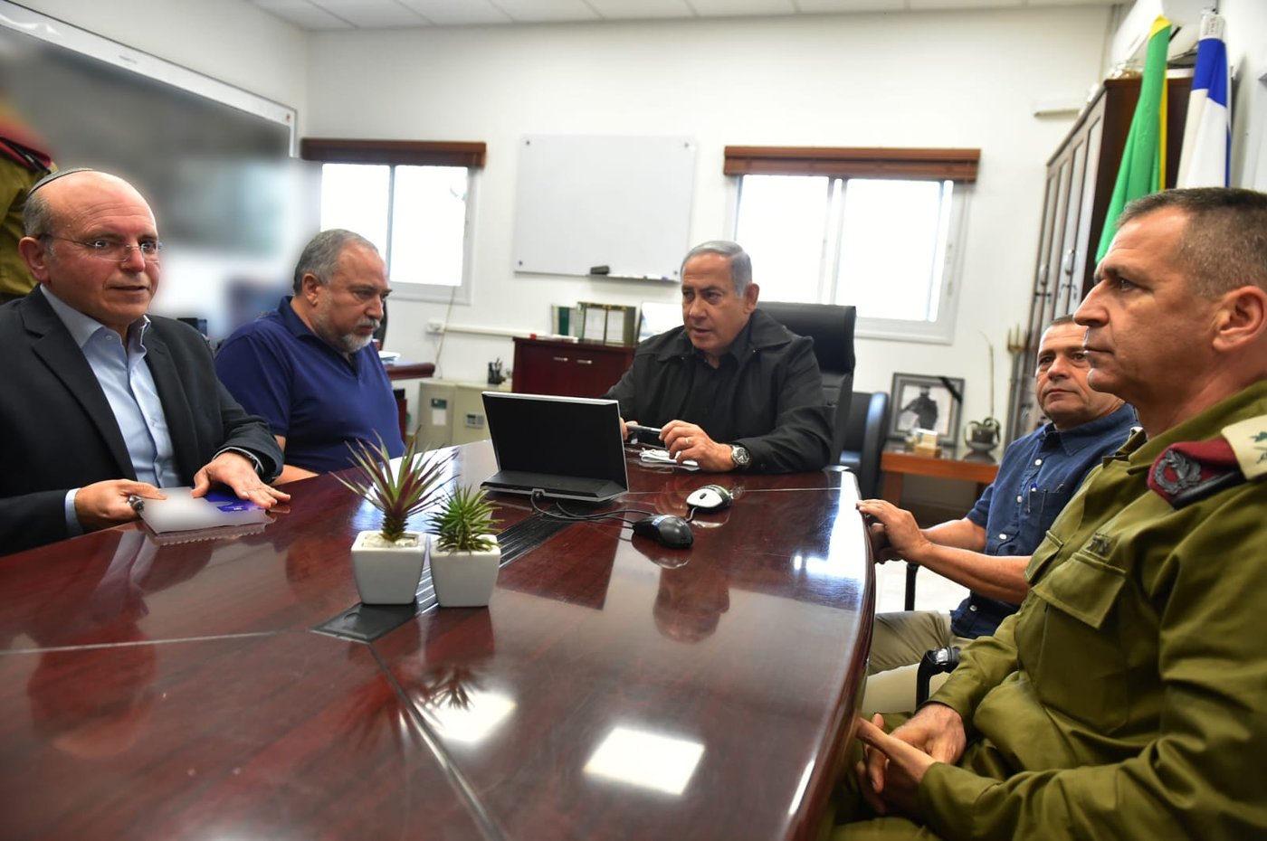 ליברמן האשים: "פוליטיקה קטנה על גב הרמטכ"ל"