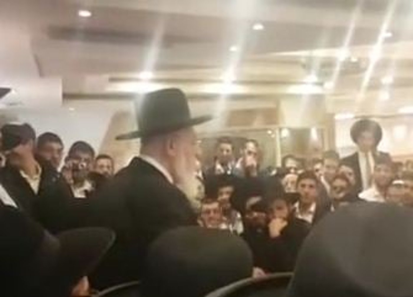 הרב שלום כהן למצביעי עליזה בלוך: 'טפו עליכם'.צפו