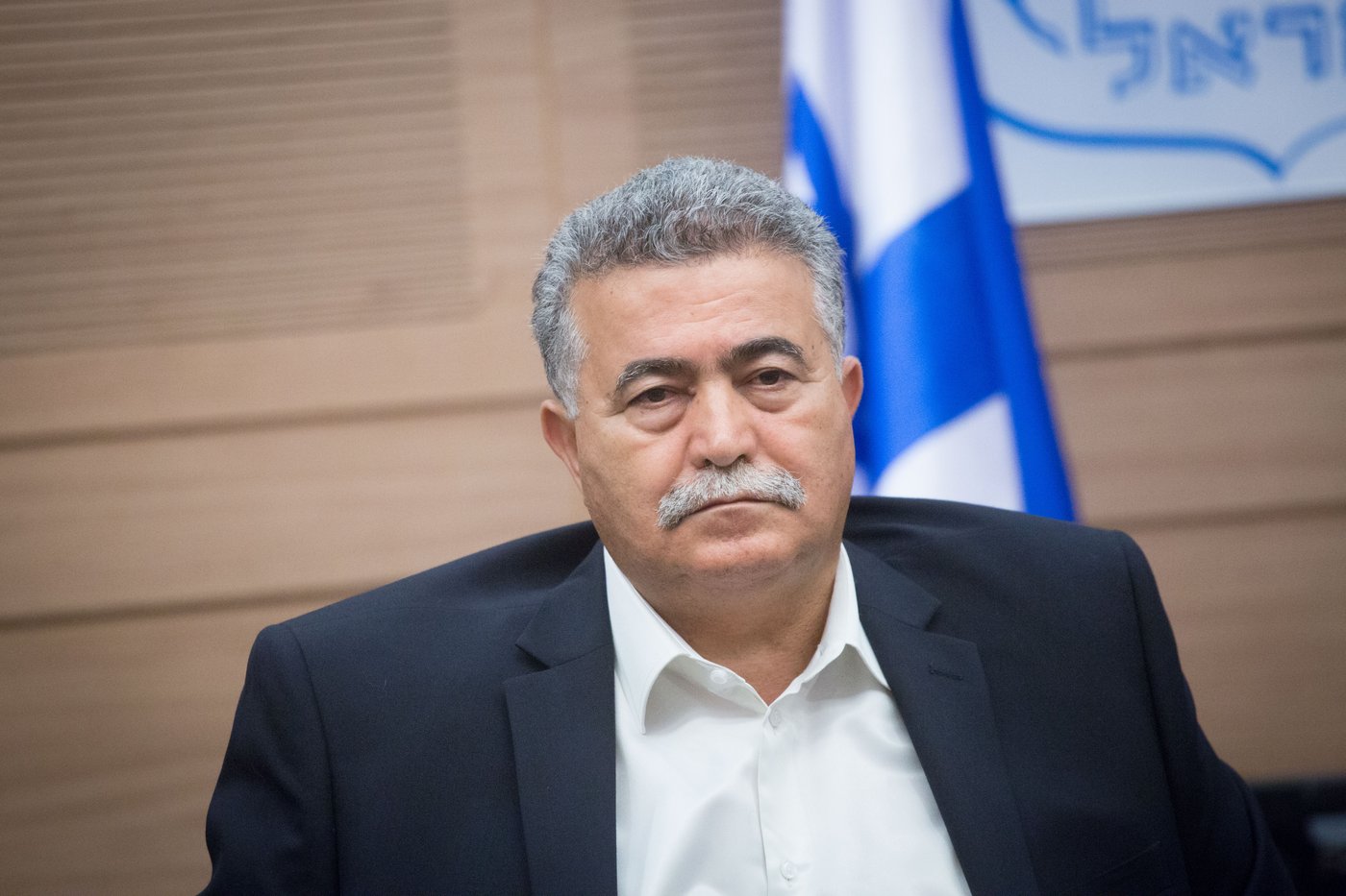 בניגוד להמלצה: הממשלה אישרה את מינוי עמיר פרץ