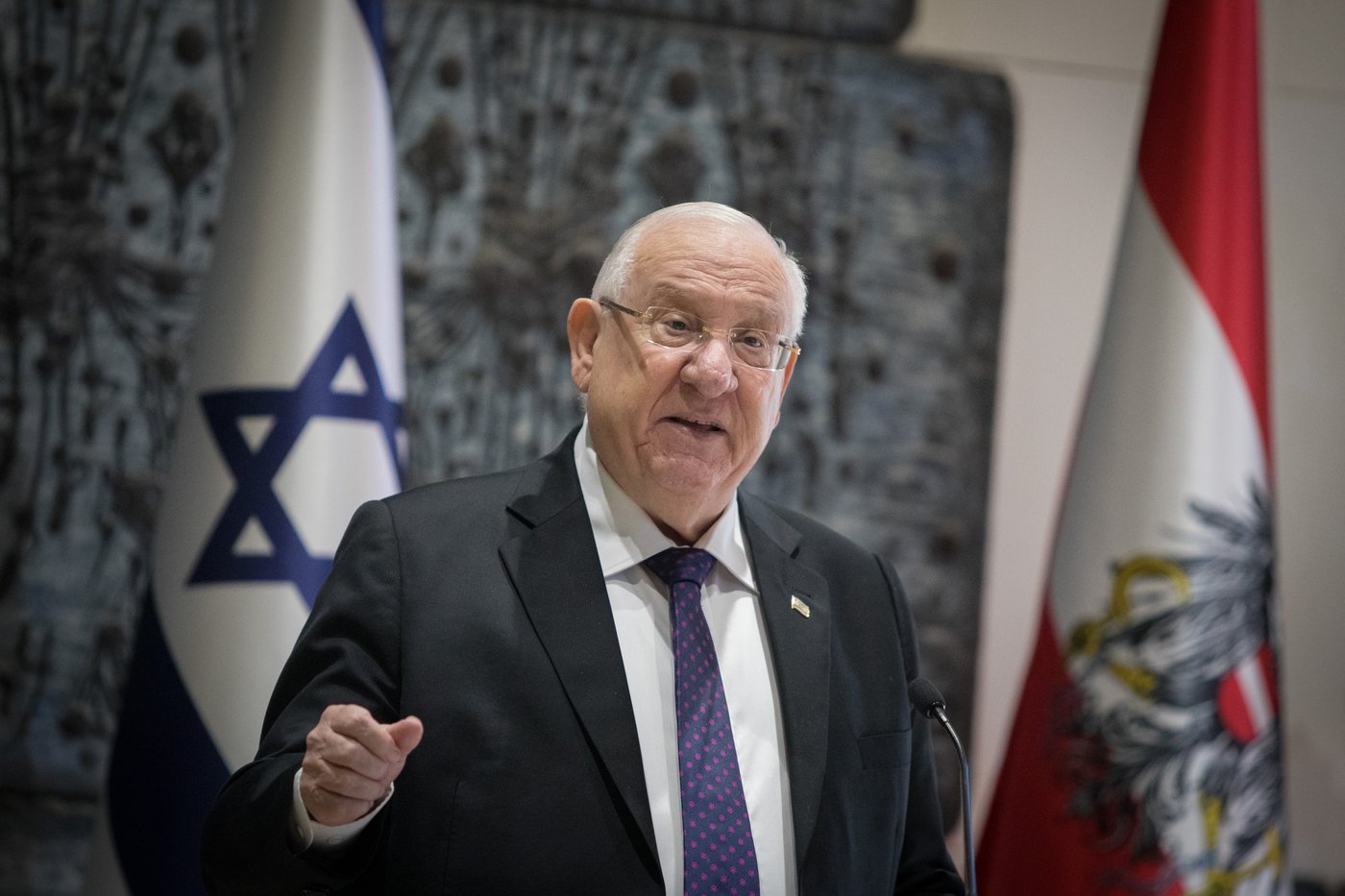 נשיא המדינה נגד אביגדור ליברמן: "הזהרו בדבריכם"