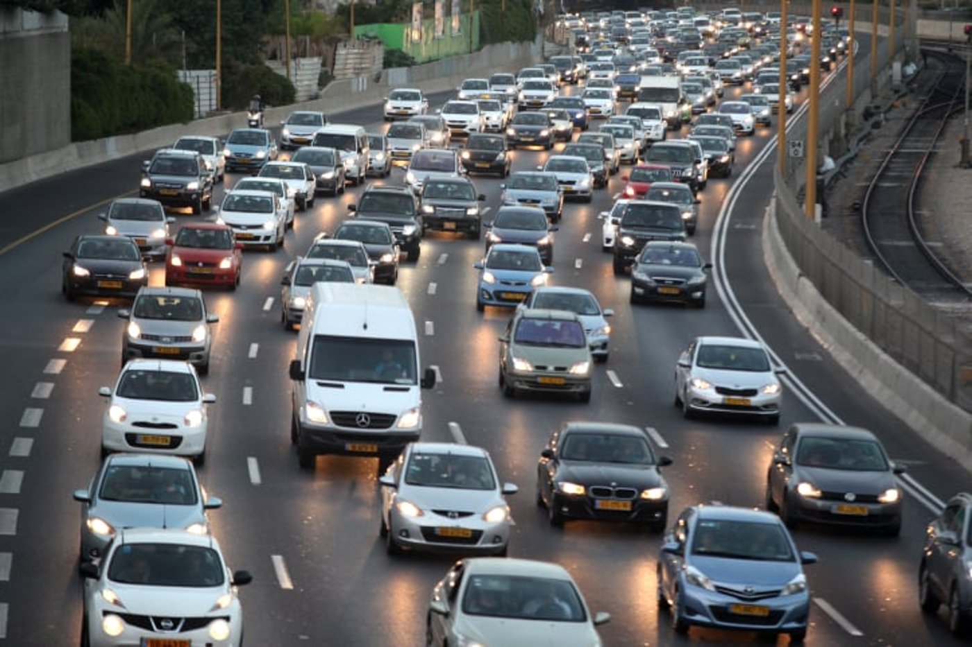 תתכוננו: מחר צפויים פקקי ענק בכביש 6 ובירושלים