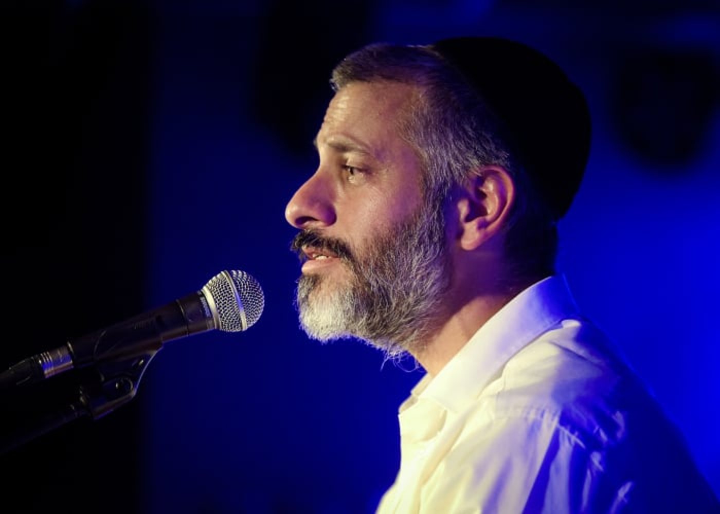 ריגש את הרשת: אביתר בנאי בפוסט חושפני במיוחד