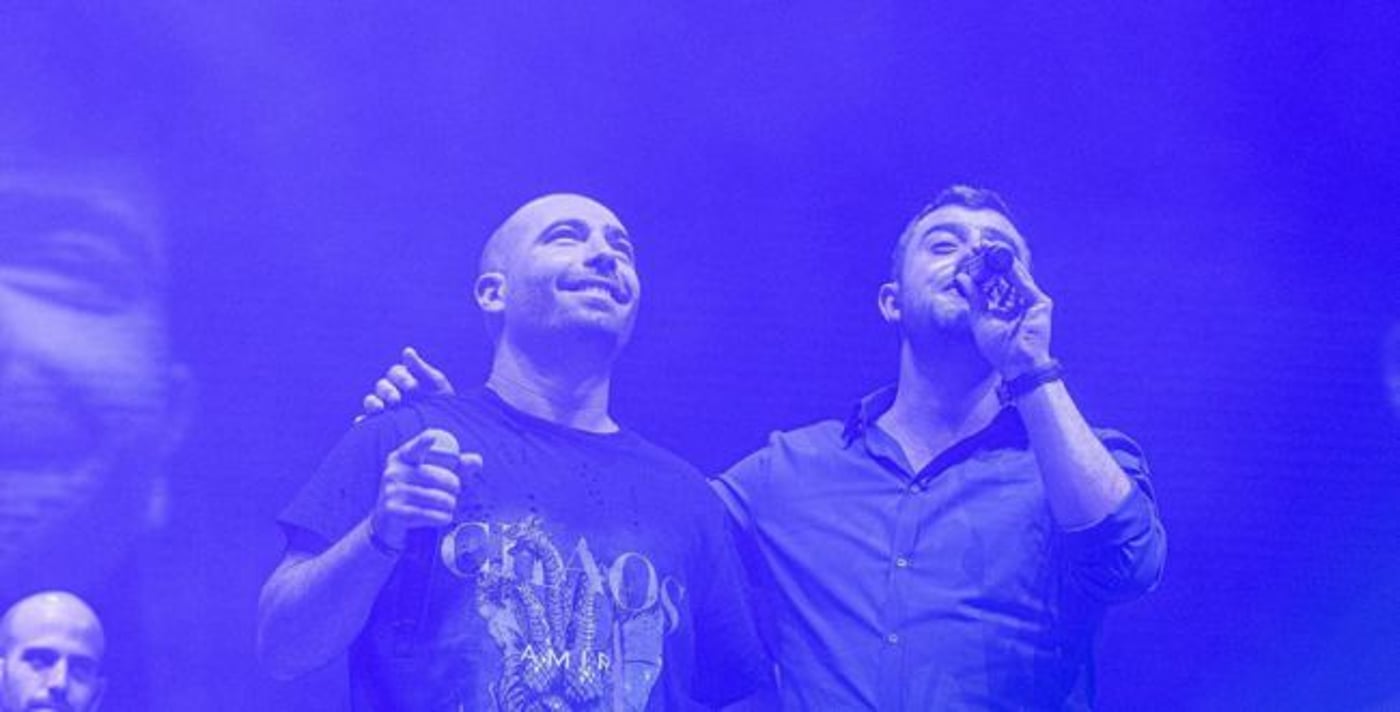 מרגש: ישי ריבו ועומר אדם בביצוע ל"והיא שעמדה"