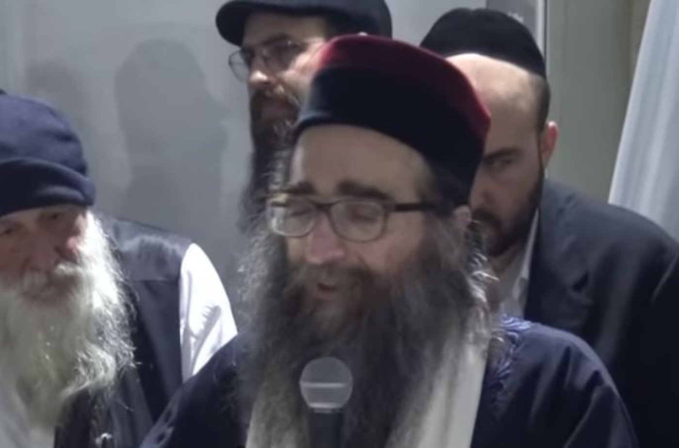 צפו: החיים החדשים של הרב יאשיהו פינטו