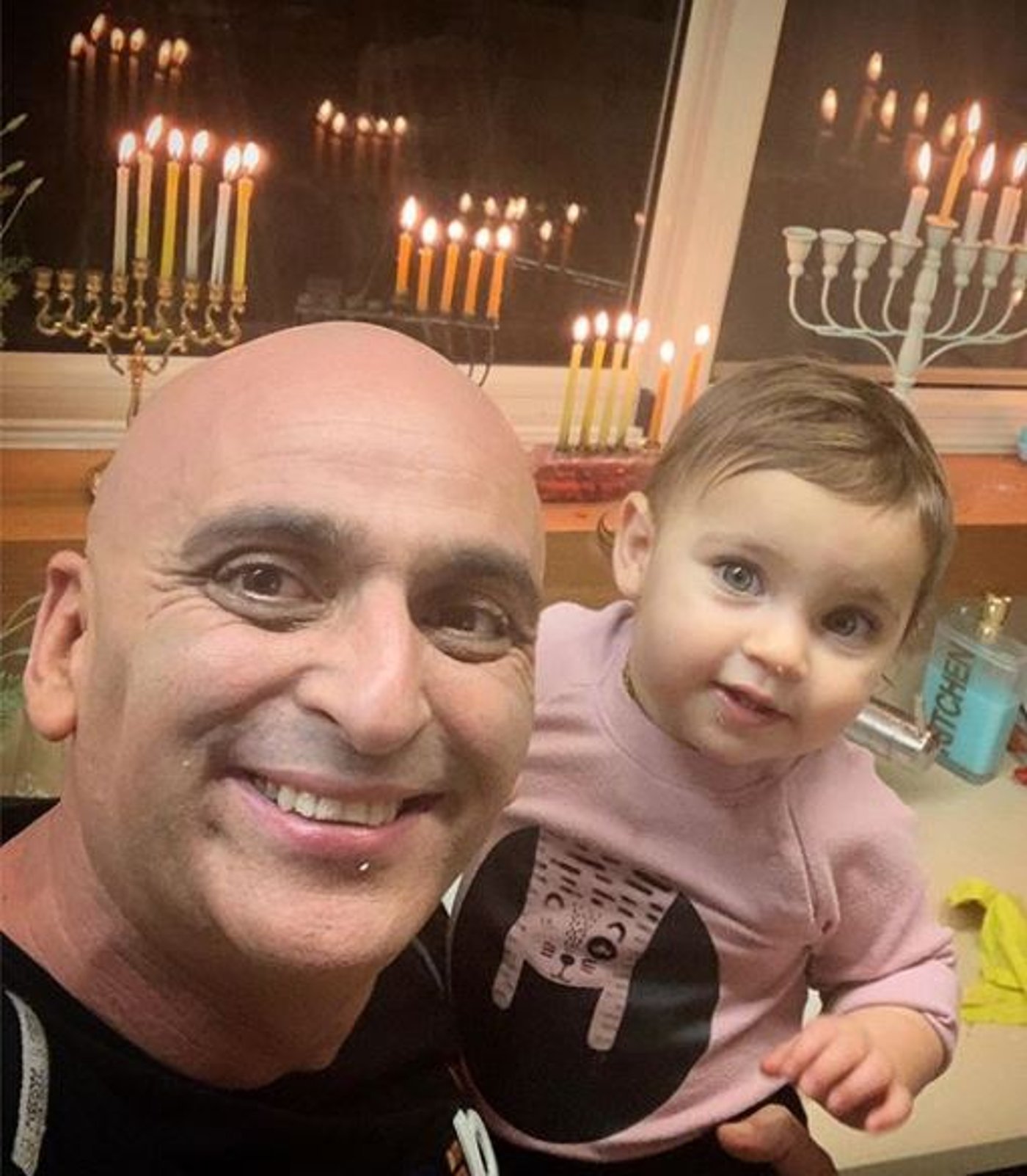 מהוליווד עד ישראל: כך הסלבס חגגו חנוכה | סיכום