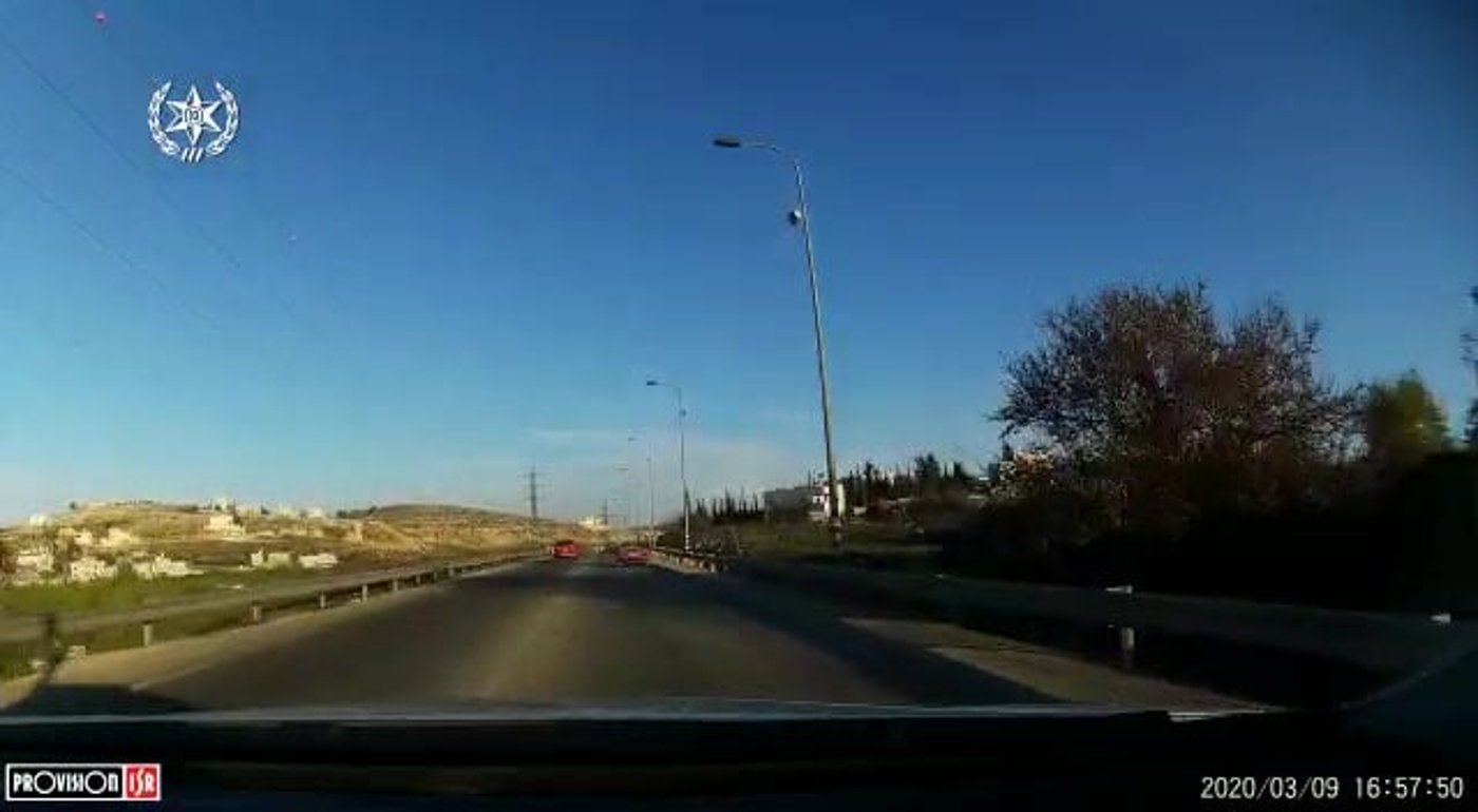 המשטרה עצרה נהג פלסטיני שלא הוציא רשיון