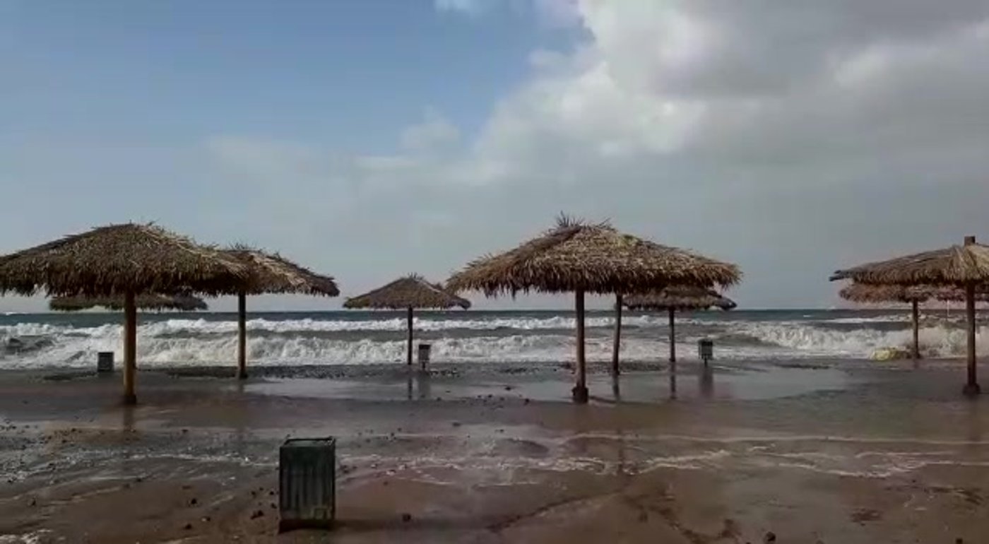 משרד הבריאות מזהיר מרחצה בחופי אילת