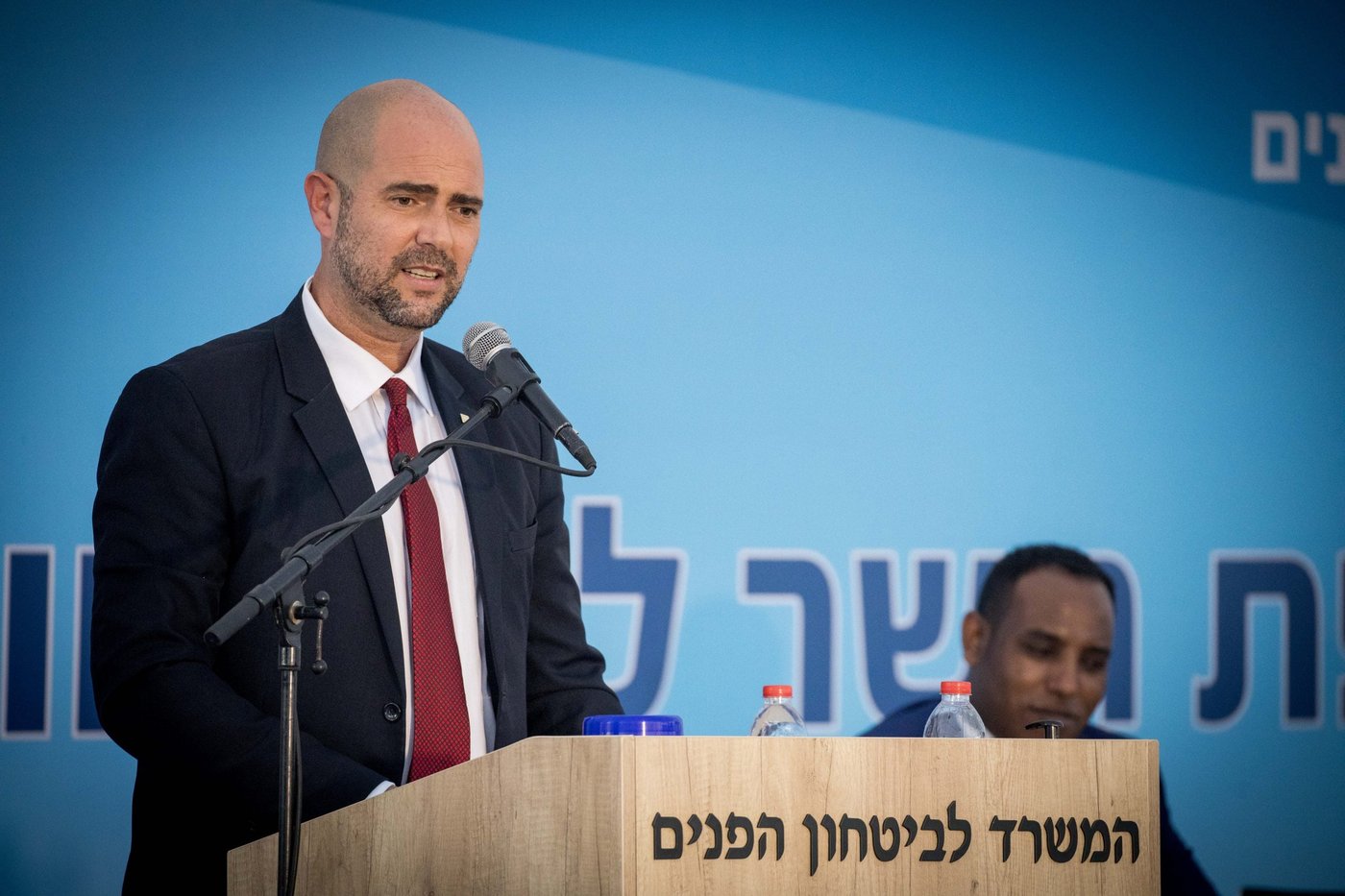 אמיר אוחנה: ער לתחושת האכיפה בררנית נגד חרדים