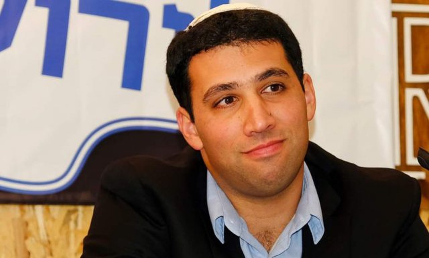 אלעד מלכא: העירייה מסירה אחריות במקום להוביל שינוי