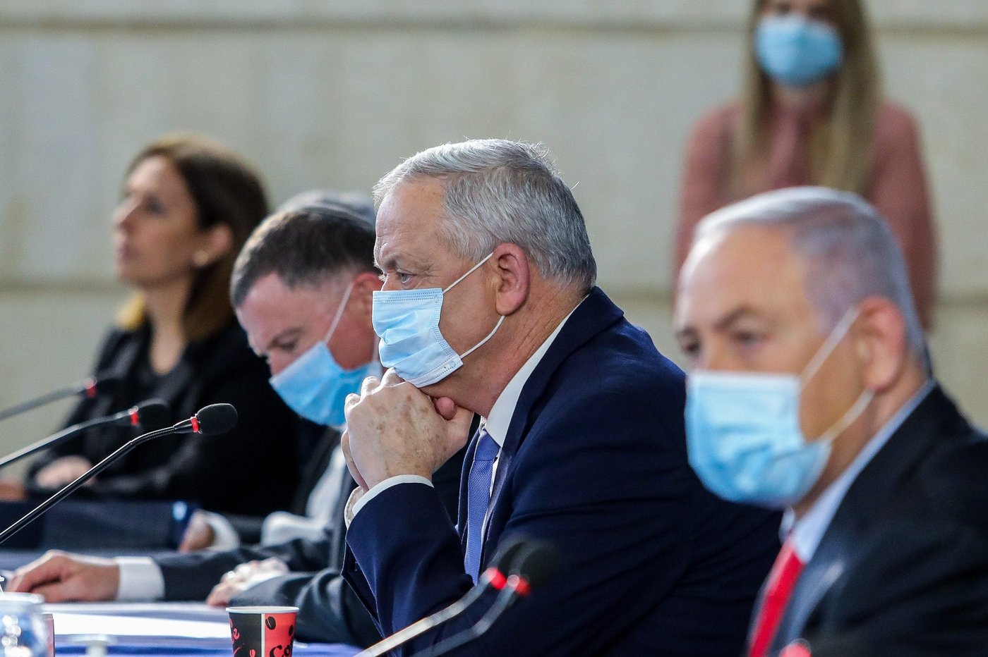 הליכוד והחרדים הגיעו לפשרה; כחול לבן מתנגדים
