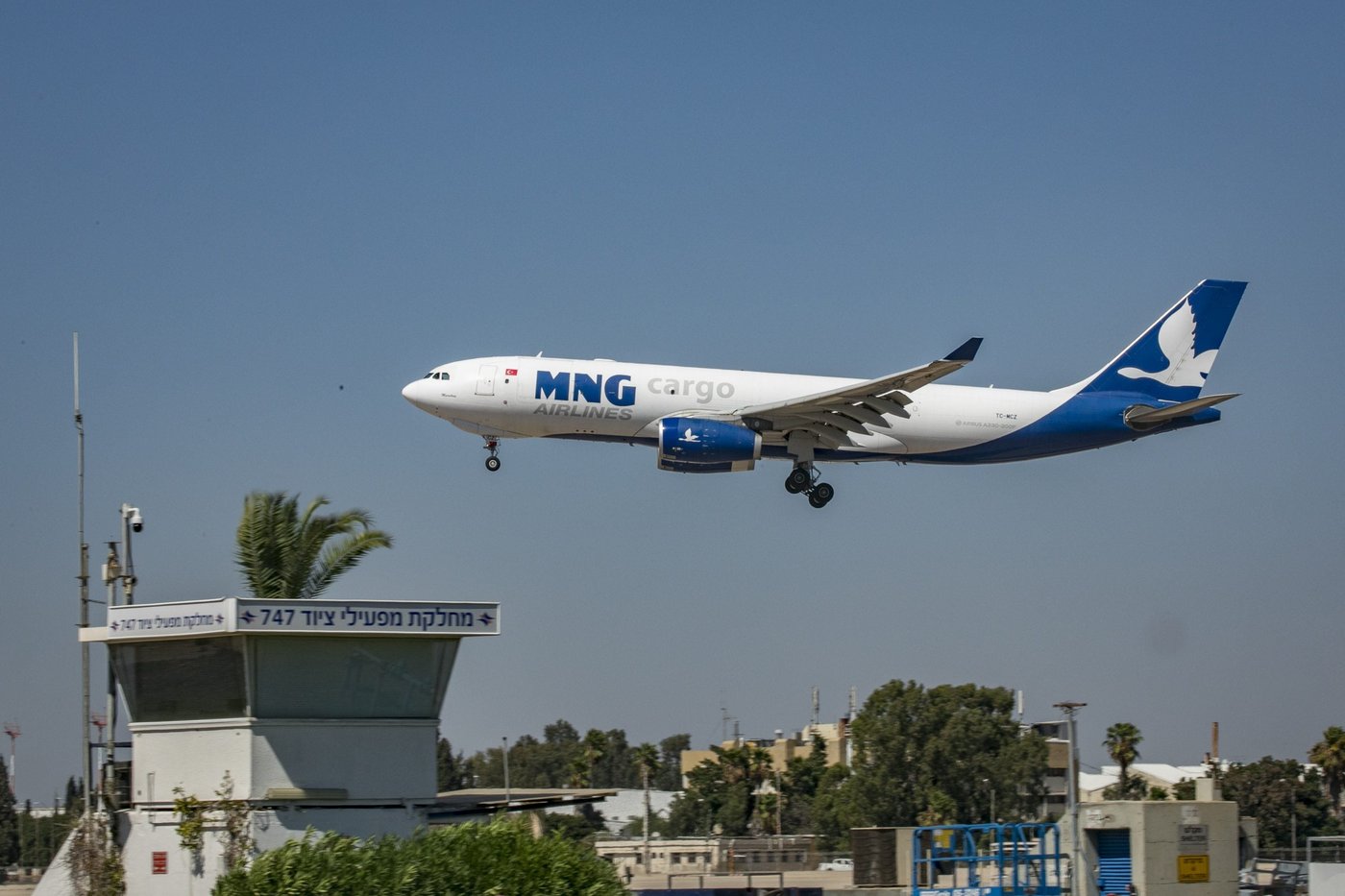העליון בצו על תנאי: לפתוח את השמיים לפני הבחירות