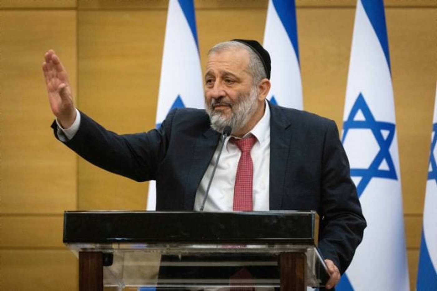 אריה דרעי