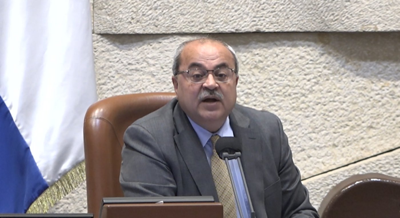 מהומה במליאה; טיבי לבן גביר: אל תתחצף, שב בשקט