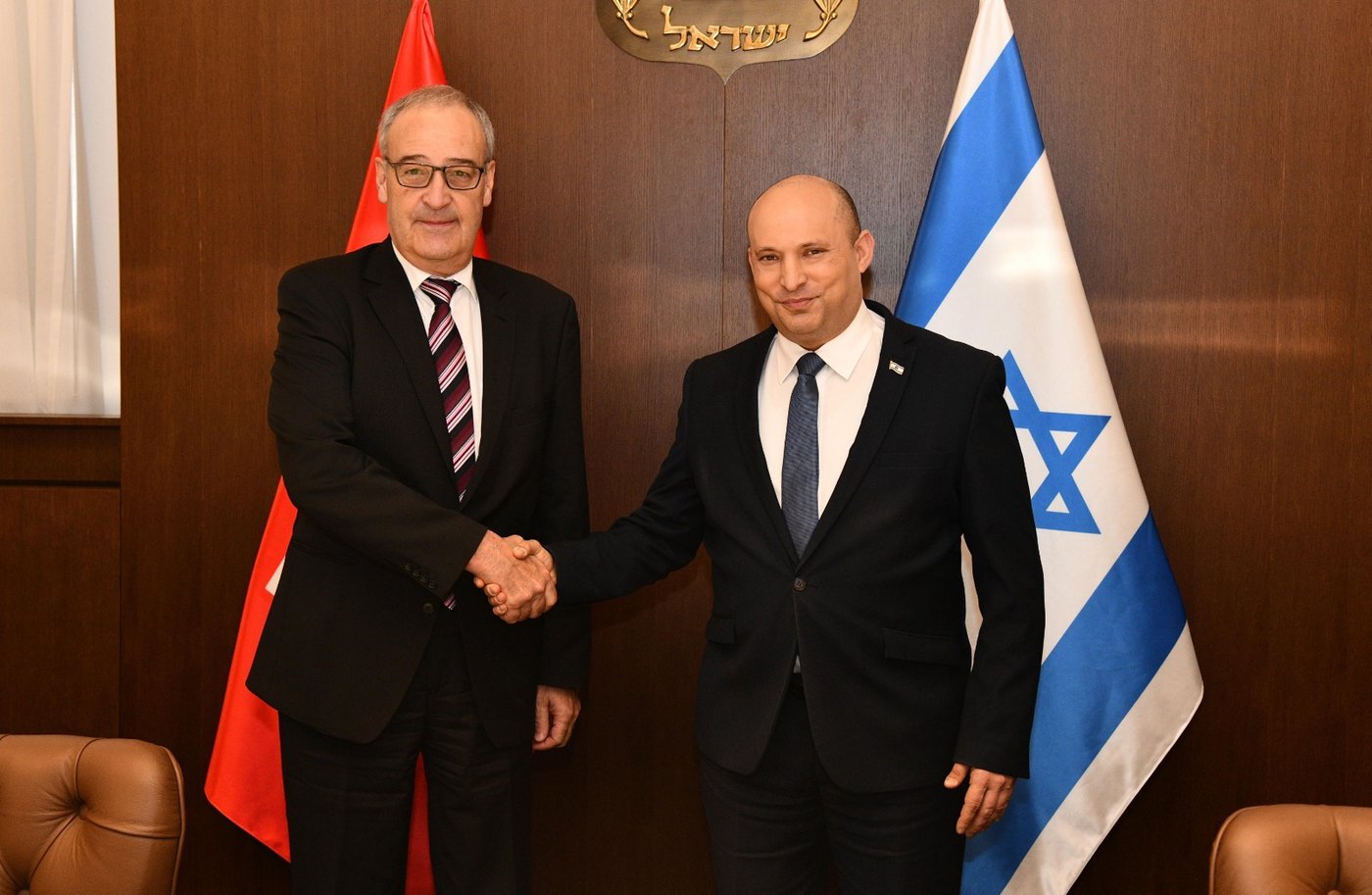בנט לנשיא שוויץ: תפעל לצעדים נחרצים נגד איראן