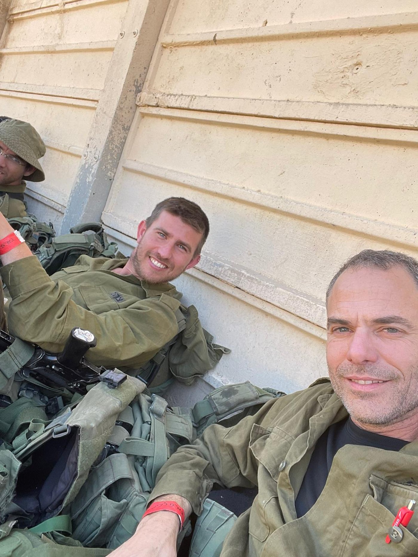 רועי שרון ואלעד קרשנר