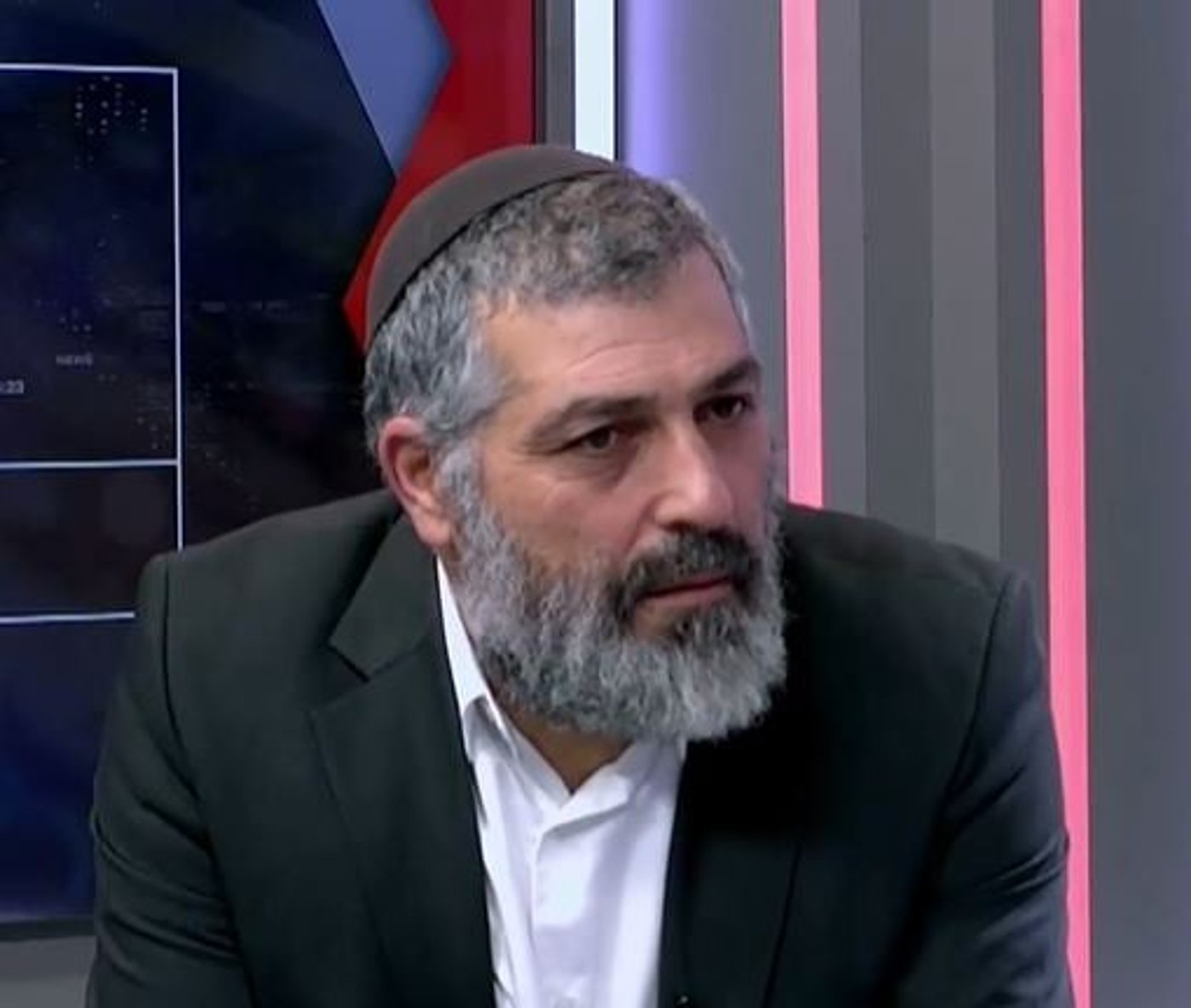 צבי יחזקאלי בגילוי לב: "זה חלום בלהות; אני פוחד". צפו