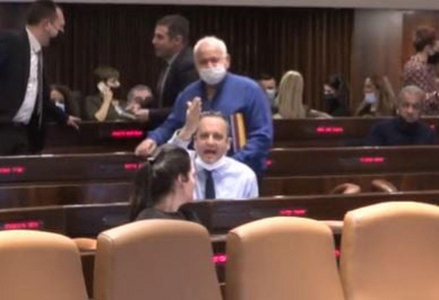 קריב תוקף: "מידה גדושה של צביעות וחוצפה" | צפו