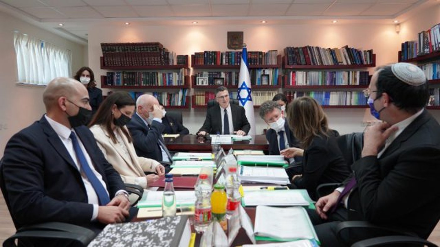 הרכב הוועדה