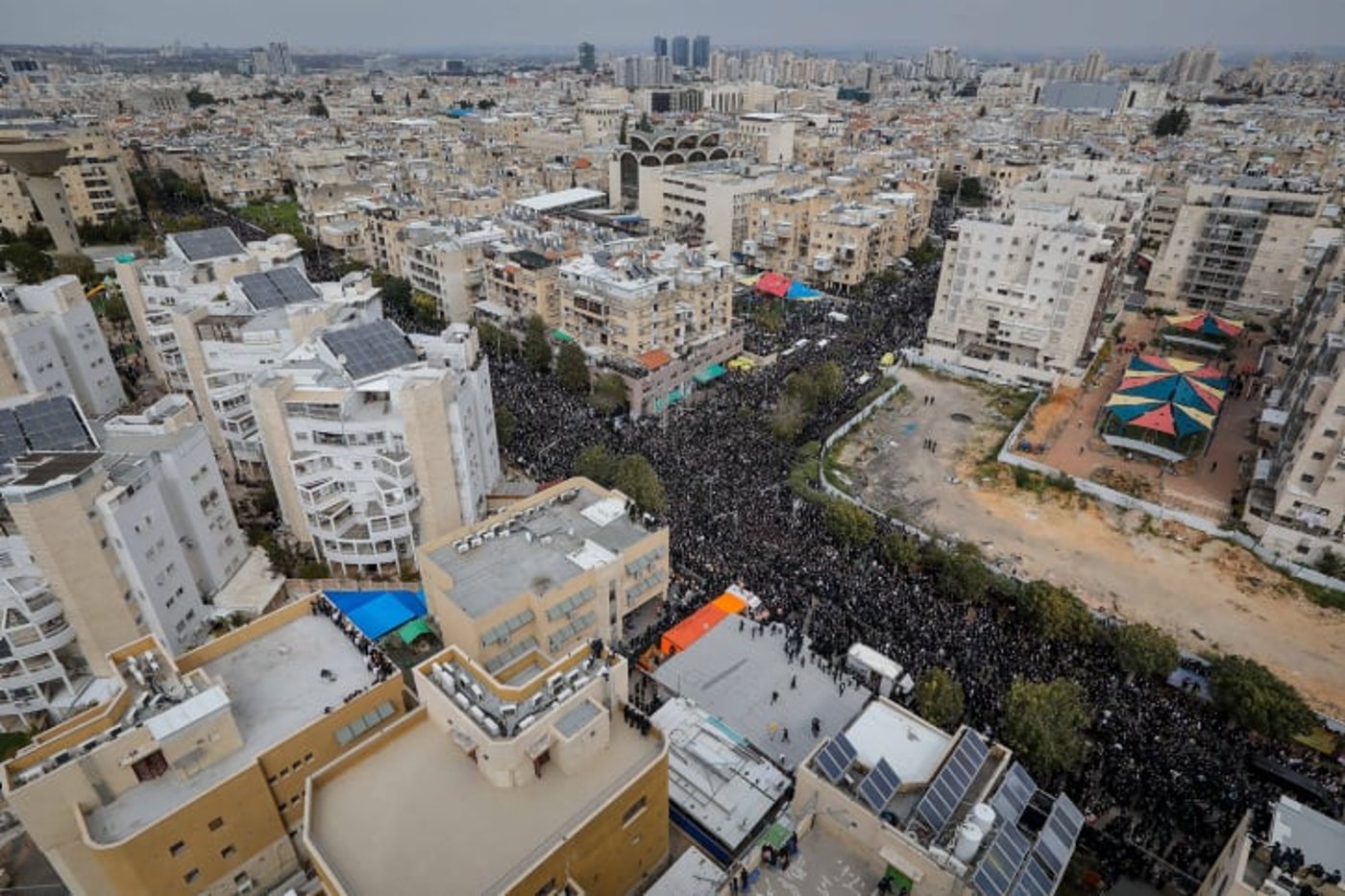 הפרדוקס המופלא של העיר בני ברק