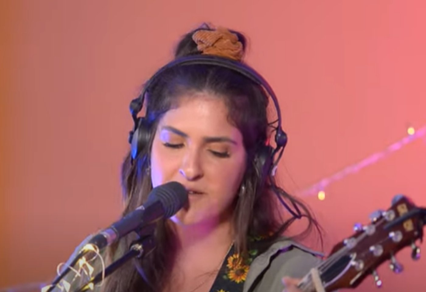 כמה עוקבים נוספו לקורל ביסמוט מההופעה עם מארון 5?