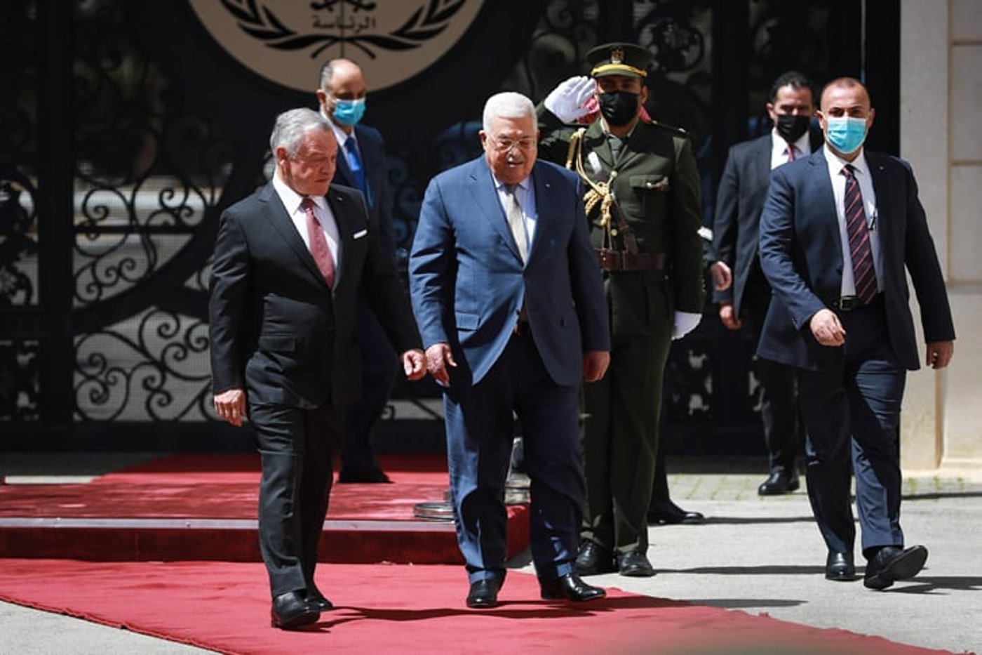 אבו מאזן בהלווית שירין: "נפנה לבית הדין בהאג"
