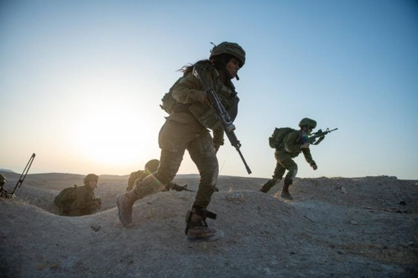 צעירות הגישו בג"צ: רוצות לשרת בחי"ר מתמרן
