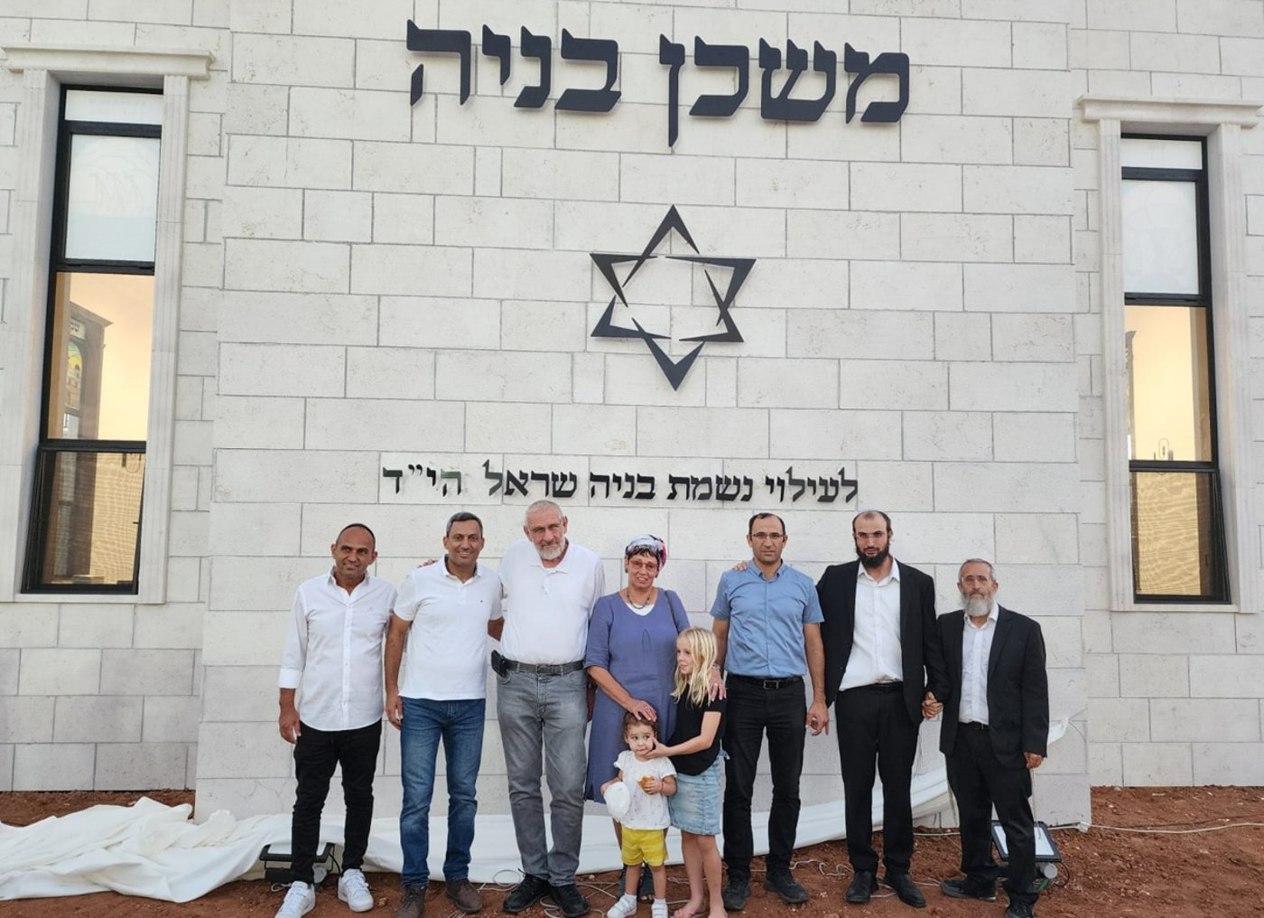מרגש: הקבלן מהדרום בנה בית כנסת לזכר בניה שראל