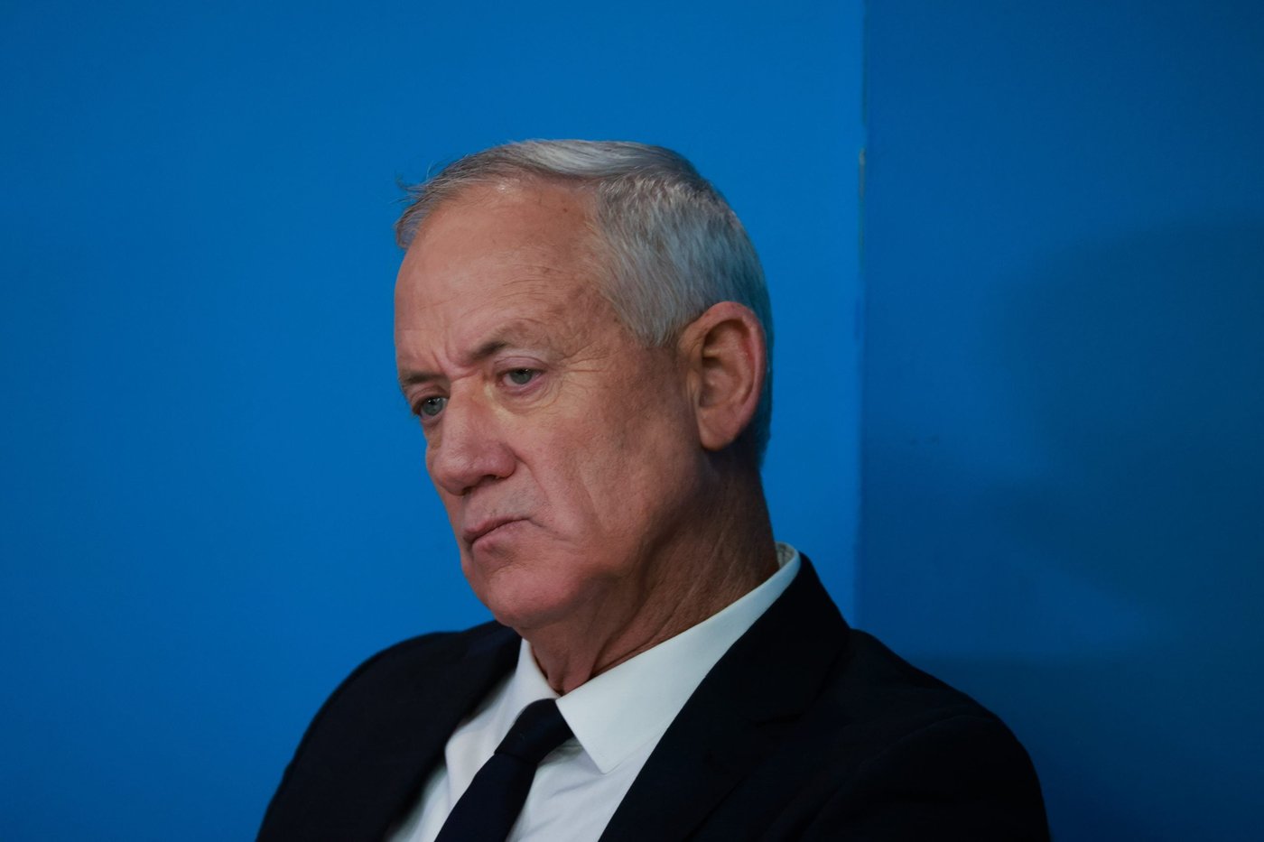 בימ"ש שיחרר – שר הביטחון גנץ הכניס למעצר מנהלי