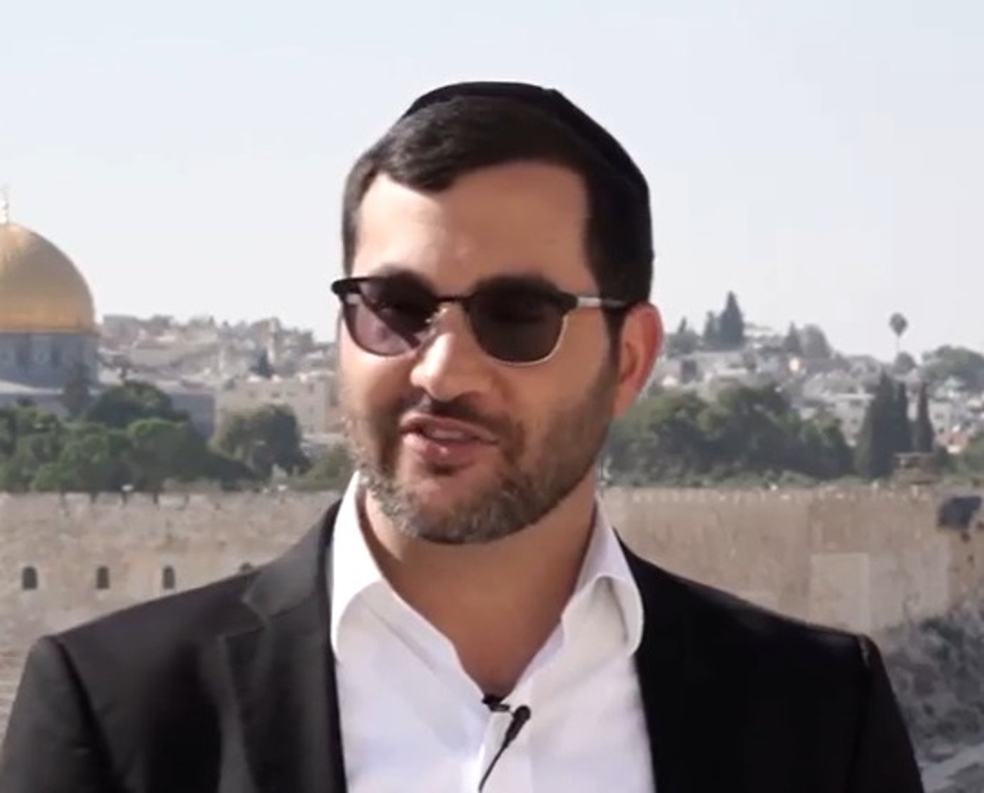 נכדו של הרב עובדיה יוסף מגיב לסערה: "נמאס לי"