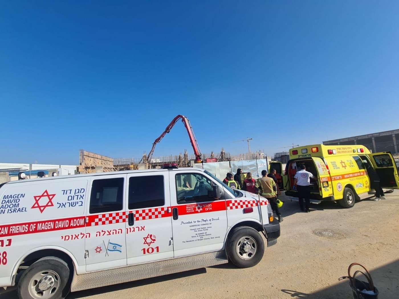 תאונת עבודה: בן 40 נפצע קשה באתר בנייה באופקים
