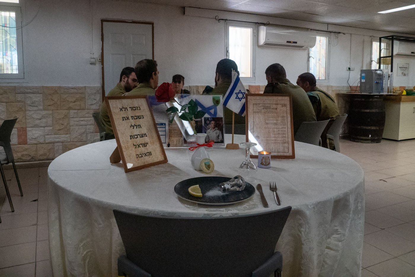 לראשונה בצה"ל: פרויקט 'שולחן לנופל' בחדרי האוכל