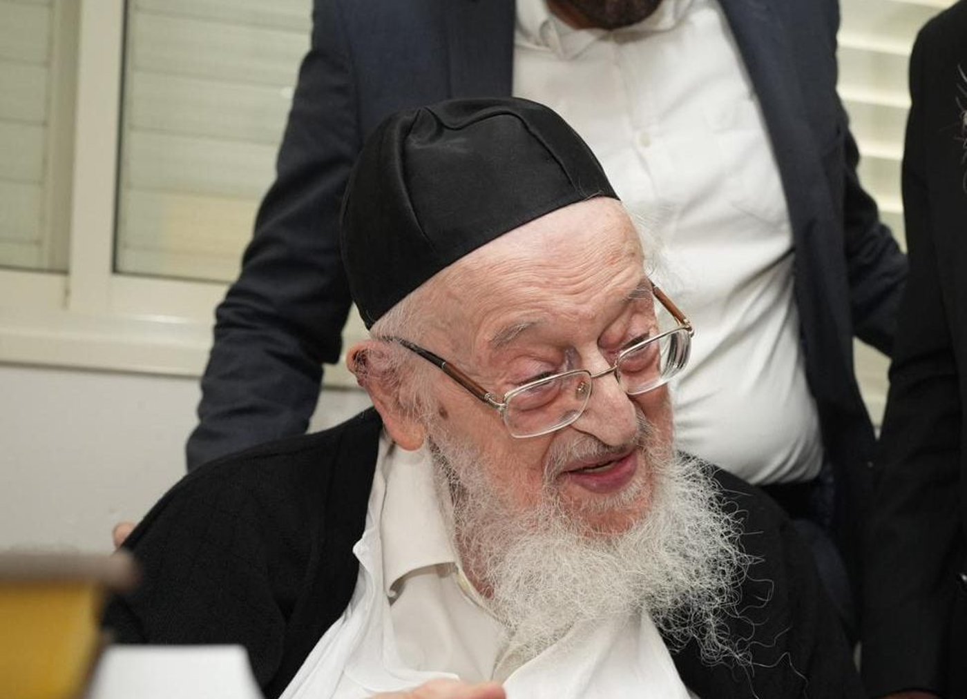 המנהיג הליטאי תוקף את גלנט: בא טיפש ושולח צווים