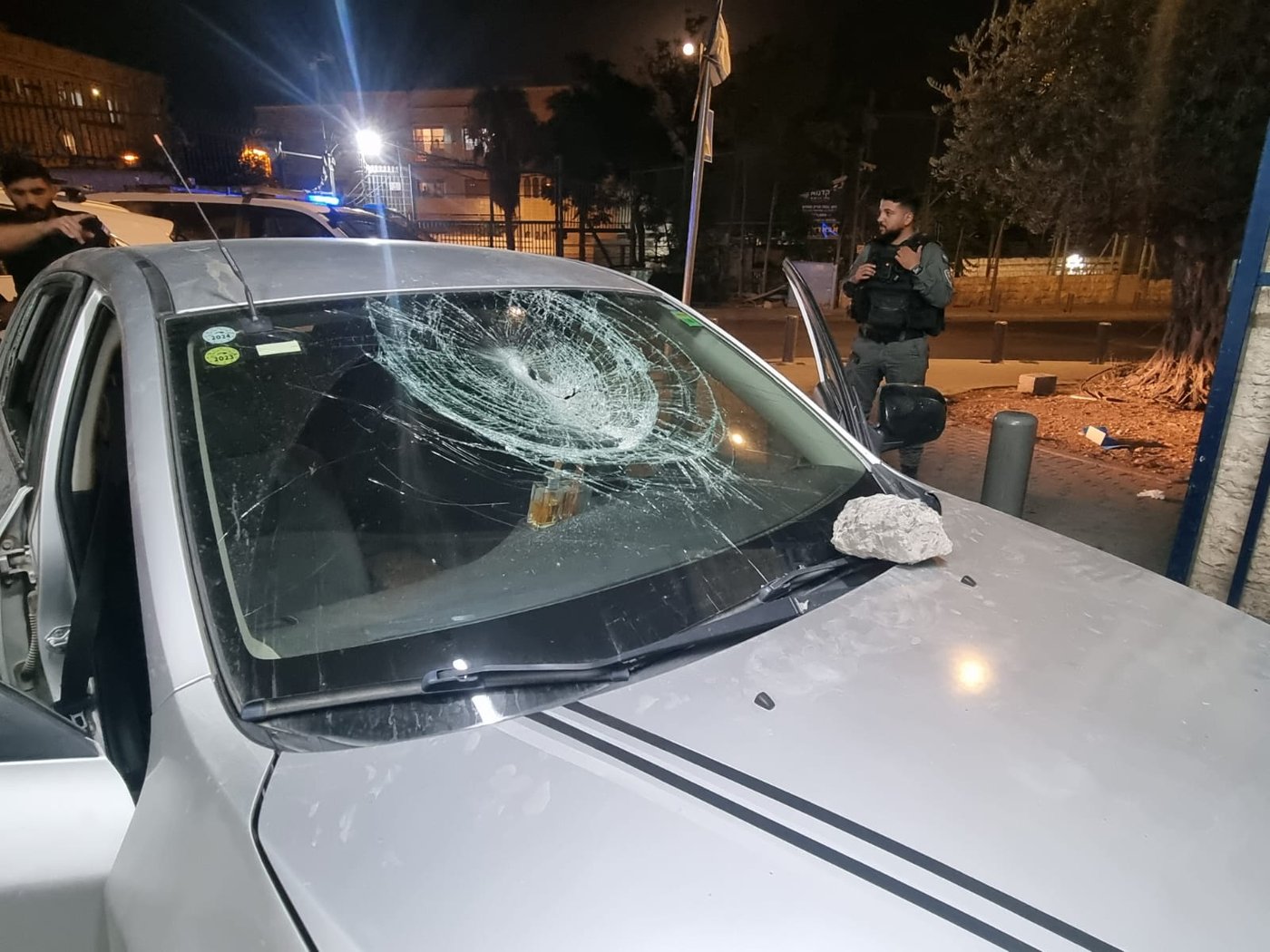 כלתו של סגן ראש העיר הסרוג נפצעה בפיגוע אבנים